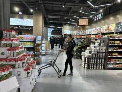 免稅店開到居民區(qū)！濟南綜保區(qū)跨境商品展示體驗中心啟動，開啟購物新體驗